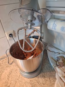 Kenwood Chef XL Küchenmaschine Silber KVL4100S – 6,7 L Schüssel, 1200W, planetarisches Rührsystem, 3-tlg. Patisserie-Set Kunden-Foto 2