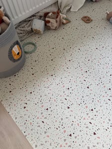 Lionelo YOKA učebná podložka pre bábätká a batoľatá, 6-dielne obojstranné puzzle: netoxické, bez zápachu, protišmykové, ľahko sa čistí, 175 × 120 cm Fotografia od zákazníka č. 1