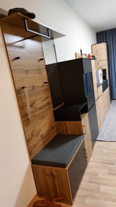 Armadio Merax "Dike" in rovere selvatico, armadio da corridoio armadio compatto armadio da corridoio con specchio Foto del cliente 1