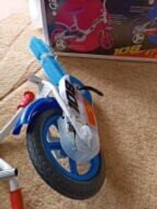 Kinderfiets Dino, 10 inch Klantenfoto 3