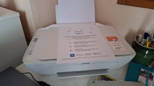 HP DeskJet 2710e Wireless All-in-One Farbe Drucker, Instant Ink; Kopierer, Scanner, Thermal Inkjet, Farbdruck, 4800 x 1200 DPI, Farbkopieren, A4, Weiß Kunden-Foto 1