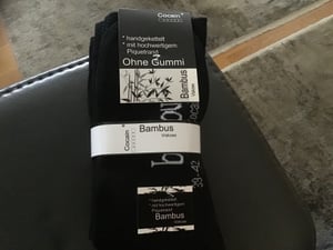 12 Paar Bambus Socken schwarz 43 - 46 Herren Damen antibakteriell reduziert Schweiß  Diabetiker Socken Bambussocken Kunden-Foto 1