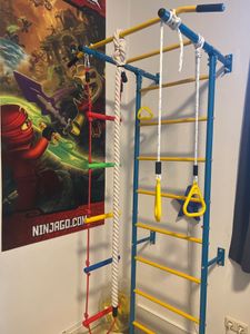 VEVOR Sprossenwand, Turnwand, Klettergerüst für Kleinkinder, 7-in-1 mit schwedischer Kohlenstoffstahlleiter, Klimmzugstange, Strickleiter und Turnringen, 100 kg Tragkraft, Mehrfarbig Kunden-Foto 3