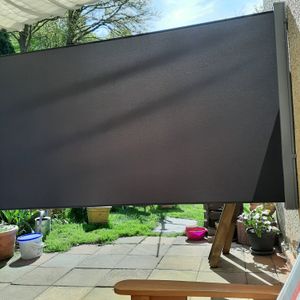 SONGMICS Seitenmarkise,Markise,160 x 350 cm,  ausziehbar, aus 220 g/m² Polyester, Sichtschutz, Sonnenschutz, blickdicht, Seitenrollo, für Balkon, Terrasse, Garten, anthrazit ASG162G05 Kunden-Foto 9