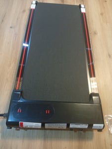 Laufband mit 7 % Steigung – 3-in-1-Laufbänder bis 130 kg – 1–8 km/h einstellbar – Lauffläche 38,5 x 90 cm – Schwarz Kunden-Foto 5