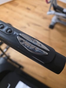 Motorisiertes Laufband mit LCD-Display Elektrisches Fitnessgerät Heimtrainer App Kunden-Foto 5