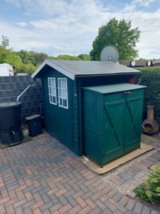 Wiltec Gartenhaus mit 2-flügelige Tür 1350x500x1540mm aus Fichtenholz mit Bitumendach für Garten, Terrasse & Balkon Gerätehaus Geräteschuppen Holzhaus Werkzeugschrank Kunden-Foto 1