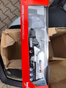 DAF XG+ 4x2 met een 3-assige GREIWING-tank Klantenfoto 1