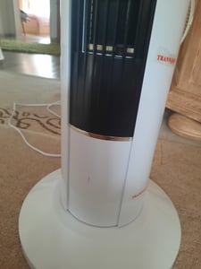 JUNG TVE23 Turmventilator 90cm mit Fernbedienung – Leise, Energieeffizient (45W), Kinderfreundlich, 75° Oszillation, Timer – Luftkühler für Räume Kunden-Foto 2