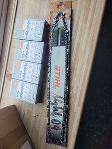 Stihl  30030007713 original Light 04 Führungsschiene Schwert 40cm 1,6// 3/8' //4 x Stihl original Kette Vollmeisselkette 36210000060 Kunden-Foto 1