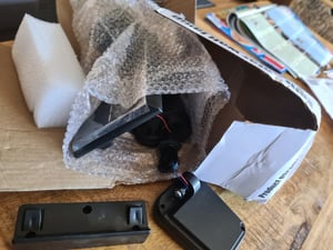 Solarleuchten Außen mit Bewegungsmelder, 74 LED Solar Strahler Außen, 360° Drehbar, 3 Modi Wandleuchte, 2400mAh Solar Außenleuchte, LED Solarlampen Kunden-Foto 7