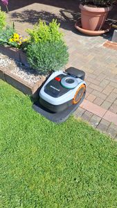 GARDENA Rasenmähroboter SILENO LIFE 750 m² - Mähroboter 15101-20 - Bluetooth, leisester Rasenmäher Roboter, wetterfest, CorridorCut, SensorControl Kunden-Foto 1