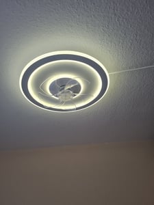 Deckenventilator mit Beleuchtung und Fernbedienung 54W LED Leise Deckenleuchte Ventilator Mit Dimmbar Timer Einstellbare 6 Windgeschwindigkeit Kunden-Foto 4