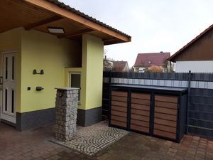 Mülltonnenbox Müllbox Mülltonnenverkleidung 2 Türen Anthrazit mit Holzdekor Box Kunden-Foto 17
