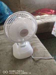 Adler AD 7317, Haushalts-Lamellenlüfter, Weiß, Tisch, 150 cm, 90°, 30 W Kunden-Foto 1