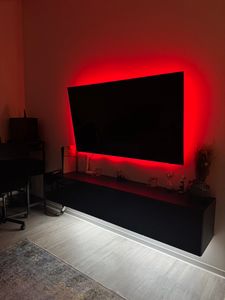 TV- Hängeschrank 
