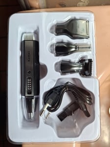 Tondeuse pour poils de nez Tondeuse pour poils de nez Tondeuse pour barbe de nez Tondeuse forte avec accessoires grand SET Retoo Photo du client 2