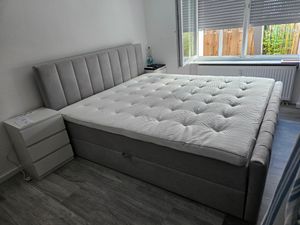 Noční stolek VASAGLE, sada 2 kusů, boční stolek, 3 zásuvky, zkosené hrany, 2 zásuvky, 2 porty USB Fotografie od zákazníka č. 16