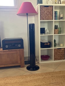 Vidacharmy – Ventilatore a torre da 40", 20 dB, velocità 8 m/s, touchscreen a LED, telecomando, 3 livelli di velocità, timer da 15 ore, oscillazione a 85° Foto del cliente 3