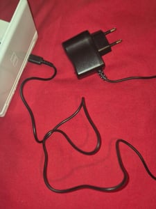 vhbw Ladegerät kompatibel mit Nintendo DS Lite Spielekonsole - Ladekabel Kunden-Foto 1