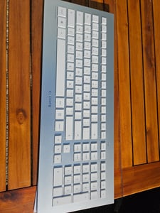 CHERRY DW 8000, Volle Größe (100%), Kabellos, RF Wireless, QWERTY, Silber, Weiß, Maus enthalten Kunden-Foto 1