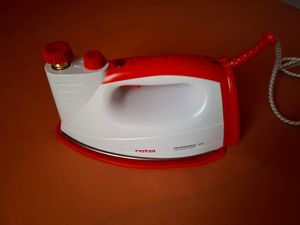 Rotel Professional Extra naparovacia žehlička zelená keramická doska 5bar 800W 300ml nádržka Fotografia od zákazníka č. 1