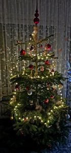 1.01 Lichterkette Draht mit 100 LED Sternen - Länge ca. 4,95m - Deko Lichterkette Stern (100 LED / 4,95m) Kunden-Foto 1