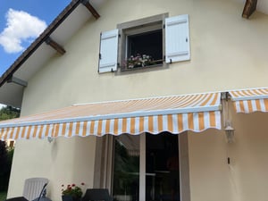 vidaXL Náhradný materiál na markízu, modrá a biela, 380x295 cm, polyester Fotografia od zákazníka č. 1