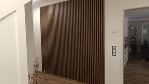 MEBANO. Akustikpaneele Holz 240 x 53 cm, Farbe: Wotan Eiche Wandpaneele, Holzpaneele Wand, Moderne Lamellenwand auf Filz, MDF Wandverkleidung Kunden-Foto 5