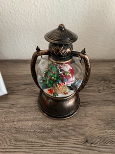Konstsmide - LED Kugellaterne "Weihnachtsmann", wassergefüllt, warm weiß, batteriebetrieben, Innen, ; 3497-000 Kunden-Foto 1