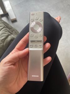 Originale metal Samsung TV Fernbedienung BN59-01328A | RMCRMT1AP1 Kunden-Foto 2