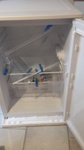 TELEFUNKEN C-135-100 Kühlschrank ohne Gefrierfach | Freistehend | 135 Liter | Kühlschrank klein | LED-Beleuchtung Kunden-Foto 1