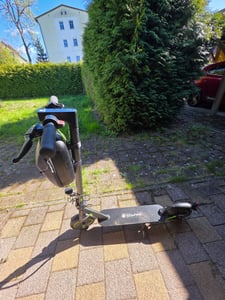 E scooter con omologazione stradale, pneumatici off-road da 10 pollici, batteria 12,5 Ah 60-70 km di autonomia, quadro strumenti LCD, portata massima 150 kg Foto del cliente 1