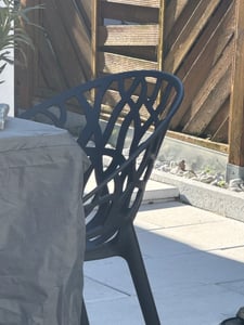 CLP 2er Set Gartenstühle Hope mit Lehne stapelbar wetterfest UV-beständig bis 150 kg anthrazit Kunden-Foto 1