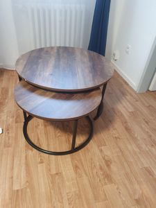 sweeek - 2er-Set runde Beistelltische aus schwarzem Metall und Holzdekor - Holzfarben Kunden-Foto 2