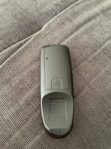 Vervangingsafstandsbediening voor Logitech Z-5500, Z-680, Z-5400, Z-5450 luidsprekers Klantenfoto 2