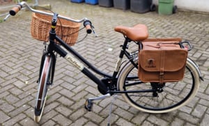 Via Veneto by Canellini Fahrrad Citybike Frau Aluminium mit Korb und Tasche - Schwarz 46 Kunden-Foto 1