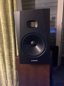 Adam T8V, 0,5%, 33 - 25000 Hz, 118 dB, 10 Ohm, 20 Ohm, 20 W Kunden-Foto 1
