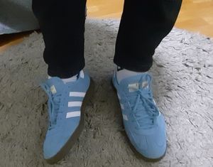 Adidas Handball Spezial Herren 70s Stil Schnürung Lässig Turnschuhe Hellblau – undefined / Hellblau Kunden-Foto 3