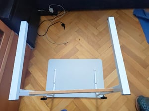 Verstellbarer, tragbarer Arbeitstisch aus Holz mit Rollen, höhenverstellbar bis 90 cm, vielseitig einsetzbar - EVOSTUL Kunden-Foto 8