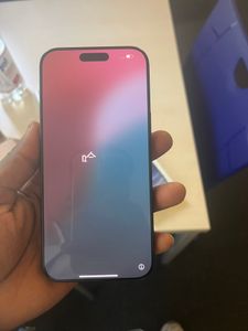 Apple iPhone 16 Pro Max , 17,5 cm (6.9"), 2868 x 1320 Pixel, 512 GB, 48 MP, iOS 18, Sand Kunden-Foto 24
