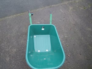 Benna con fori Greenlawn 100 lit, plastica, per carriola Foto del cliente 3