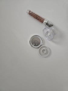 Wassersparender Duschkopf mit Mineralsteinen, Duschbrause mit 3 Wasserstrahl-Einstellungen, Druckerhöhender Sparduschkopf mit Filter-Funktion für weiches Wasser Kunden-Foto 1