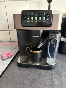 Grundig KVA 7230 Kaffevollautomat GrindPro CreamyPro Automatische Reinigung Kunden-Foto 1