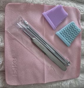Ultraschall Skin Scrubber,4 Modi,Face Spatula Mitesserentferner,Ultraschall Gesichtspeelinggerät–sanfte Reinigung & Porenpflege,porentiefen Reinigung Kunden-Foto 2