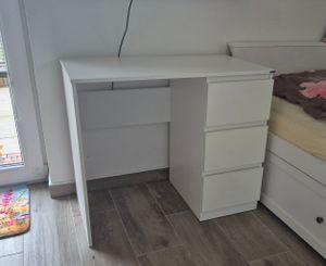ML-Design Schreibtisch mit 3 Schubladen, 90x76x50 cm, Weiß, Schubladenfronten in Hochglanz, viel Stauraum, für Heim und Büro Kunden-Foto 1