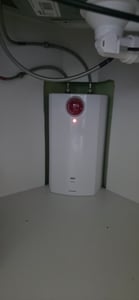 AEG Huz 5 Comfort mit ThermoStop-Technologie, Untertischboiler 5 Liter Niederdruck, stufenlose Temperaturwahl von ca. 35-85 °C, mit Stecker 230V Kunden-Foto 1