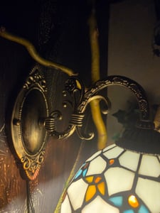 Retro wandlamp, binnenverlichting. Nachtkastlamp met glas-in-lood details. Victoriaanse stijl, LED, geschikt voor hal, woonkamer, slaapkamer. Decoratieve verlichting Klantenfoto 2