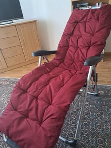 Coussin de banc Relaxdays, 190 x 70 cm, rembourré, matelassé, avec rubans, pour l'extérieur, coussin de banc pour banc de jardin ou palettes, rouge Photo du client 1
