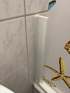 Duschkabinen Dichtung, Bad Wasserbarriere Silikonstreifen Duschwanddichtung, Selbstklebende Duschschwelle Badezimmer Wasserstopper Wasserdamm für Feuchtraum, Dusche, Badezimmer (200CM) Kunden-Foto 1